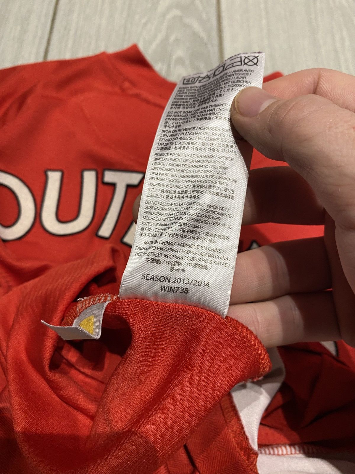 Warrior football jersey Liverpool Coutinho Vintage Warrior junior Size US XXS / EU 40 - 7 Thumbnail