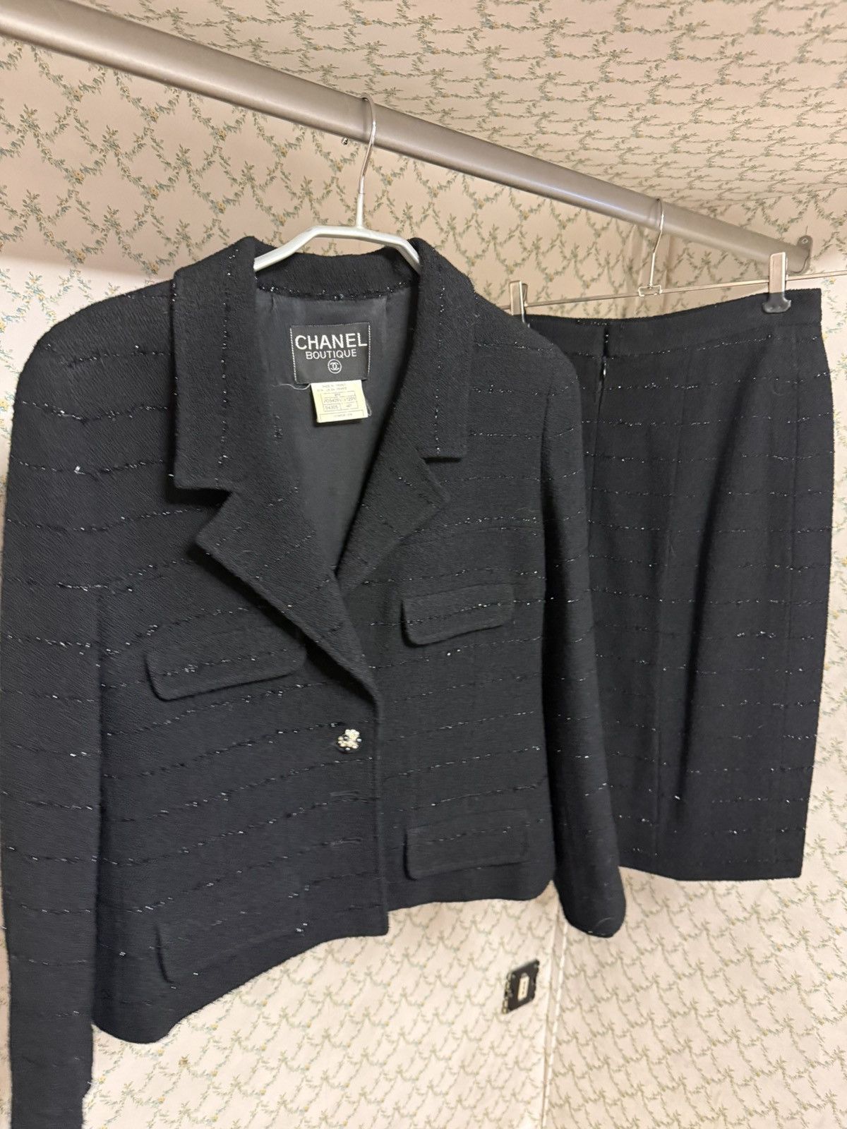 Chanel Chanel Set Blazer and Skirt Size M / US 6-8 / IT 42-44 - 1 Thumbnail