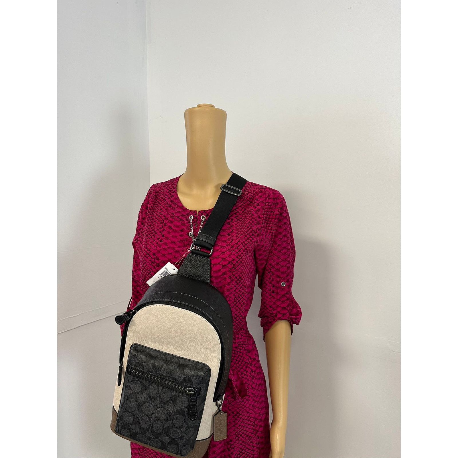 Coach Coach CT814 West Pack In Colorblock Signature Canvas IN Dark Size ONE SIZE - 1 Thumbnail