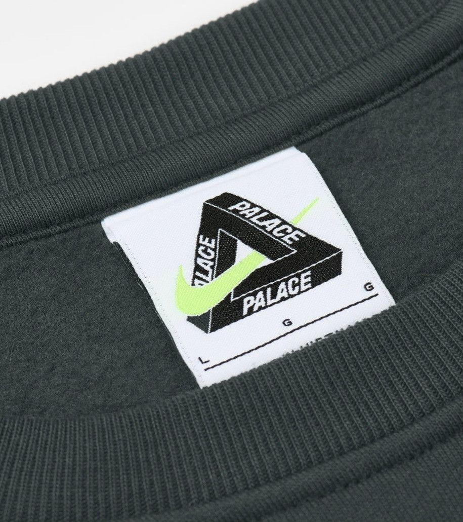 Palace Palace Nike Total P90 Crew Size US XL / EU 56 / 4 - 3 Thumbnail