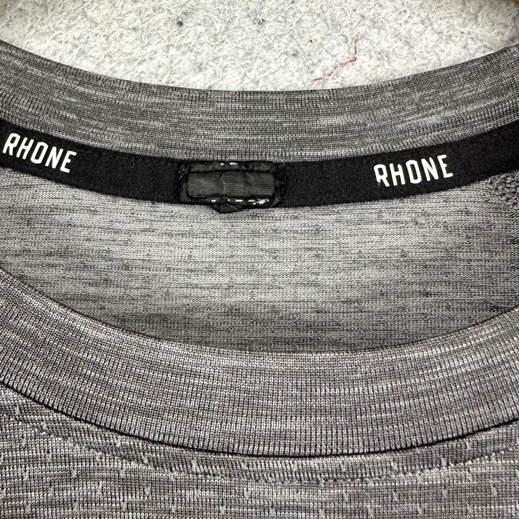 Rhone Rhone Mens Athletic Shirt Small Gray Crewneck Short Sleeve Tee Gym Exercise Size US S / EU 44-46 / 1 - 4 Thumbnail