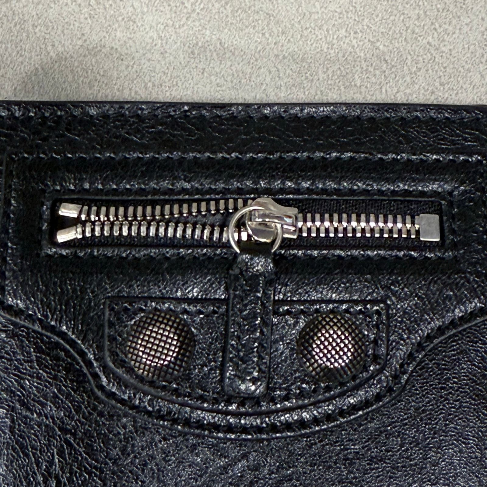 Balenciaga NEW Balenciaga Le Cagole Bifold Black Leather Wallet Size ONE SIZE - 4 Thumbnail