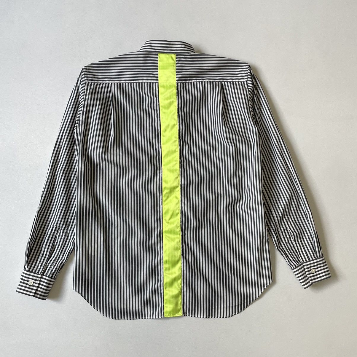 Comme des Garcons White/Black Striped Shirt With Neon Stripe Size US M / EU 48-50 / 2 - 1 Thumbnail
