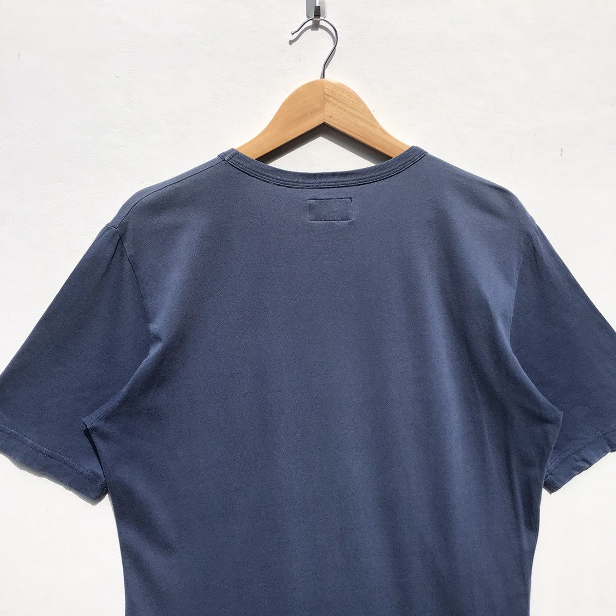 Vivienne Westwood Vivienne Westwood Leonard Peltier Is Innocent Shirt SunFaded Size US S / EU 44-46 / 1 - 6 Thumbnail