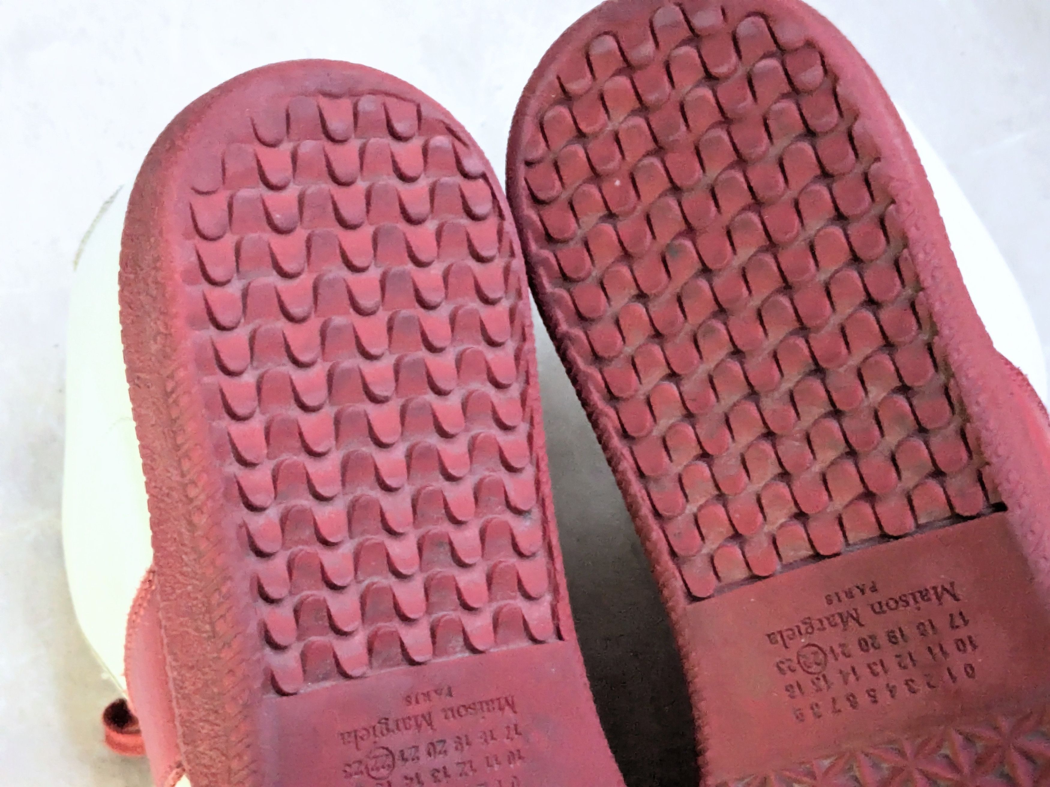 Maison Margiela White and red Maison Margiela replica GATs Size US 9 / EU 42 - 15 Thumbnail