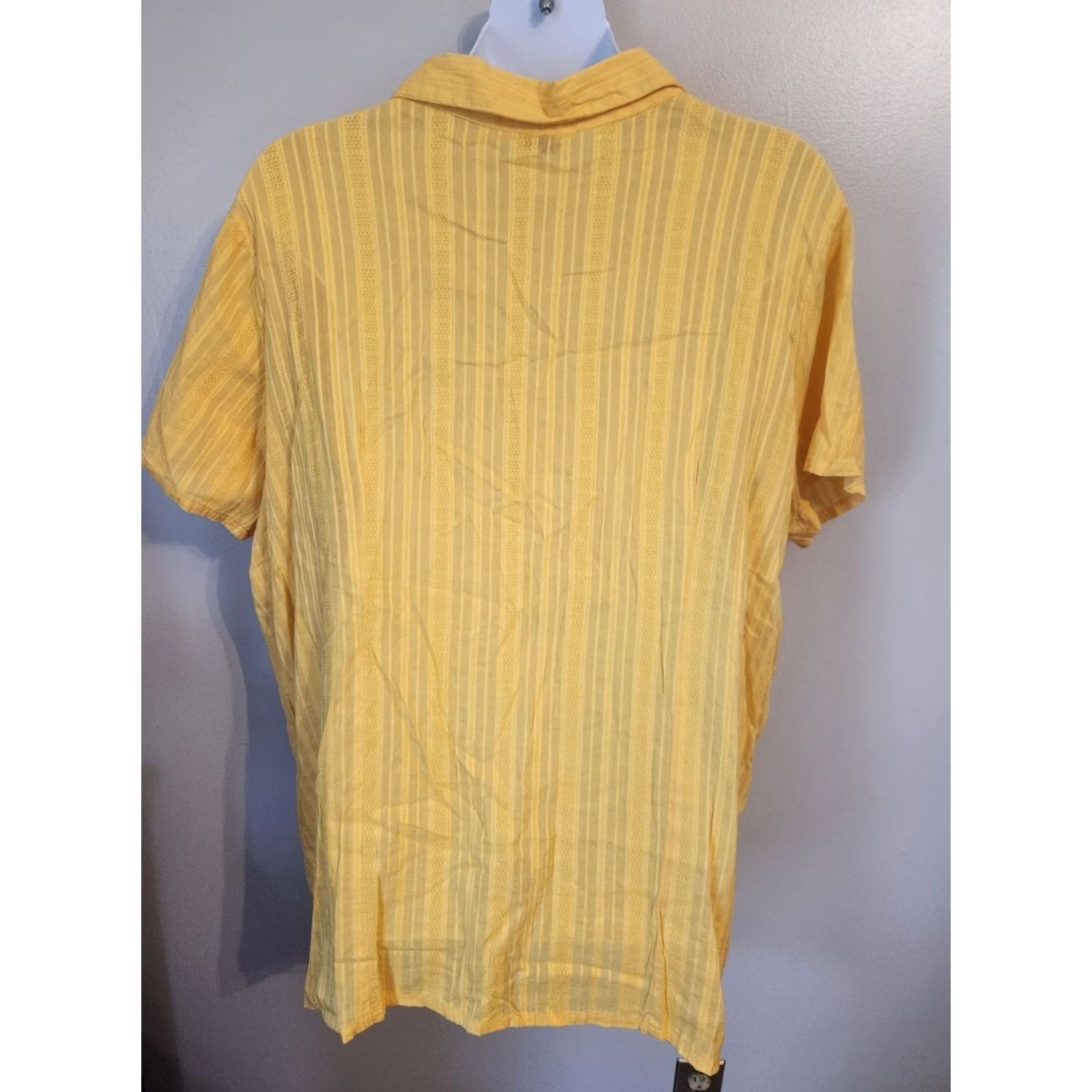 Vintage Only Necessities Yellow Textured Stripe Pleated Button Down Blouse Shirt 3X Womens Blouse Yellow 3X Pleated Button Down Short Sleeve Casual Shirt Size XXL / US 16-18 / IT 52-54 - 5 Thumbnail