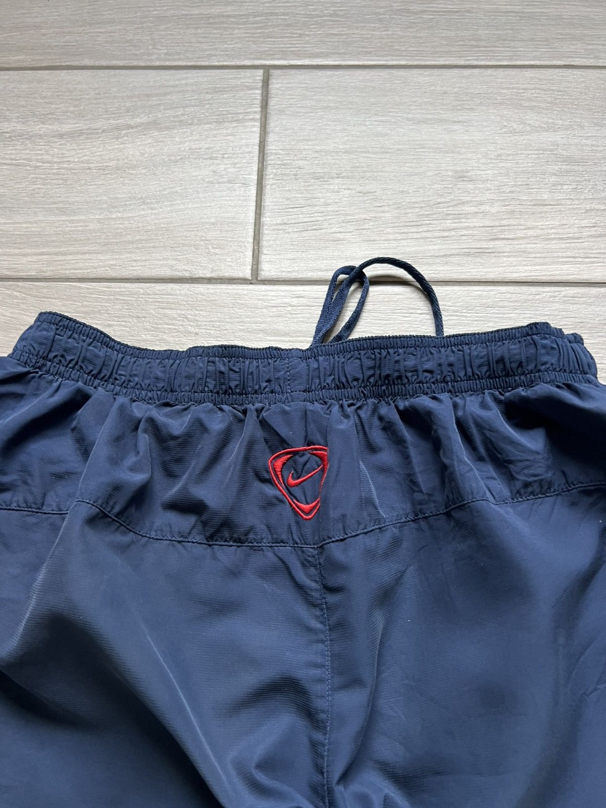 Nike Vintage Nike FC Barcelona y2k drill nylon pants Size US 34 / EU 50 - 10 Thumbnail