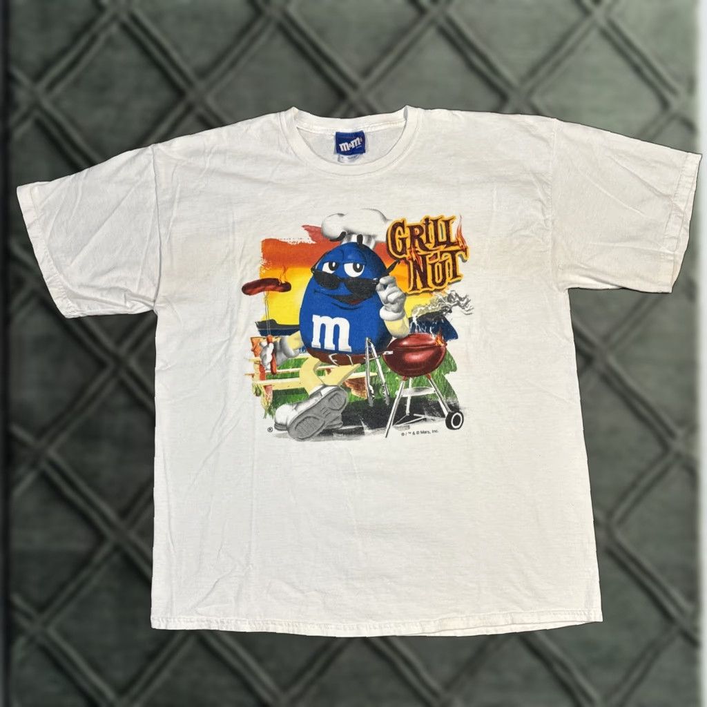 CHOCOOLATE VINTAGE M&M’s Candy Chocolate Promo Grill Nut White Graphic T-Shirt XL Men White 2000s Y2K Mens XL Size US XL / EU 56 / 4 - 1 Thumbnail