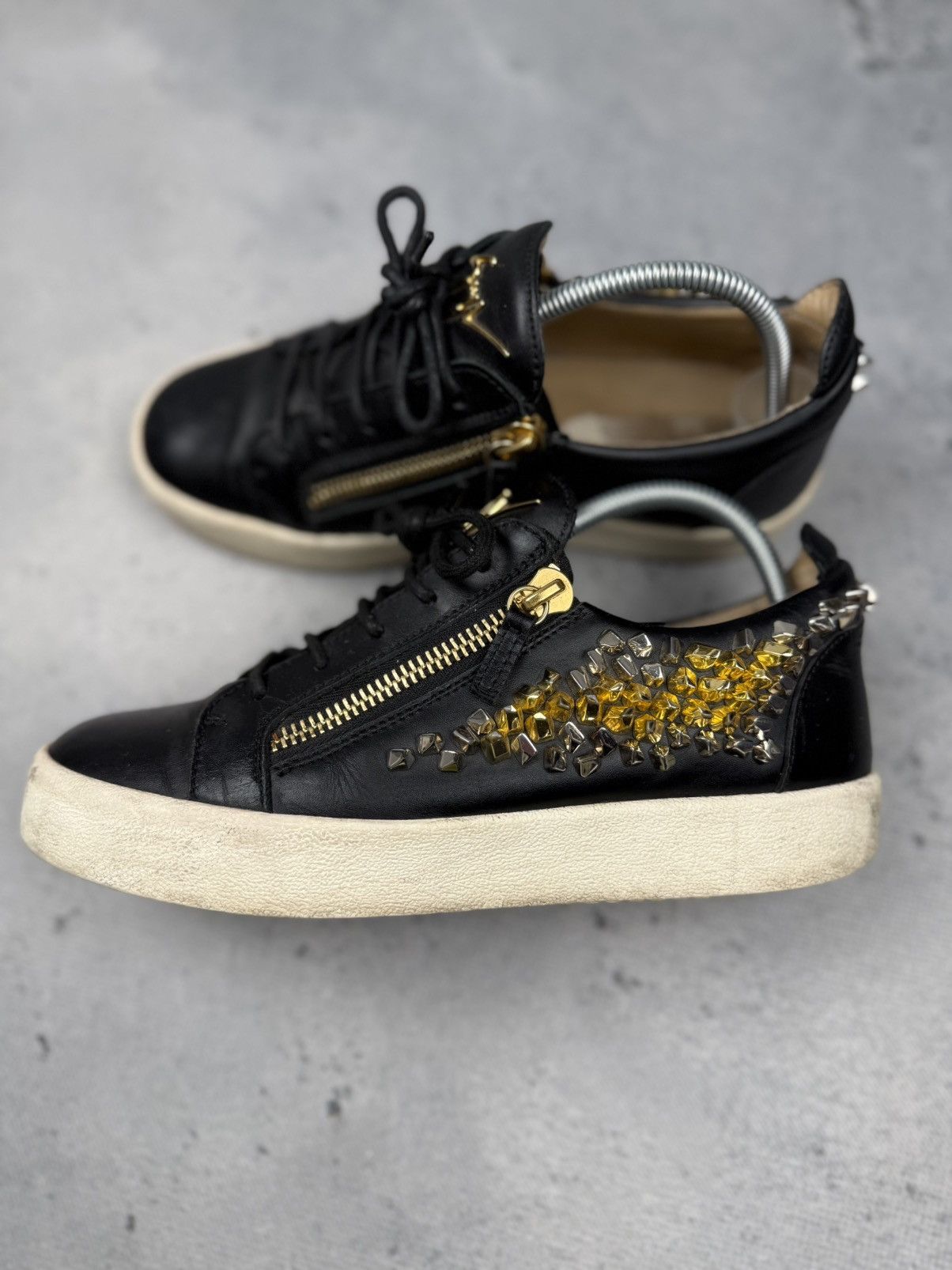 Giuseppe Zanotti Giuseppe Zanotti Frankie Shel Black Leather Studded Sneakers Size US 8 / EU 41 - 2 Thumbnail