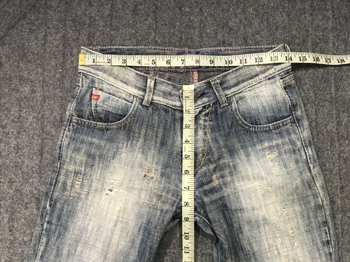Miss Sixty Miss Sixty Distressed Indigo Denim Jeans Relaxed Tapered Size 27" / US 4 / IT 40 - 16 Thumbnail