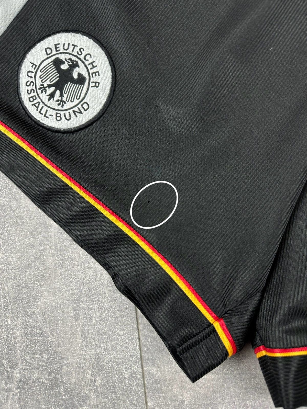 Adidas Adidas National Team Deutscher Fussball-Bund 1996/98 Short Size US 34 / EU 50 - 4 Thumbnail