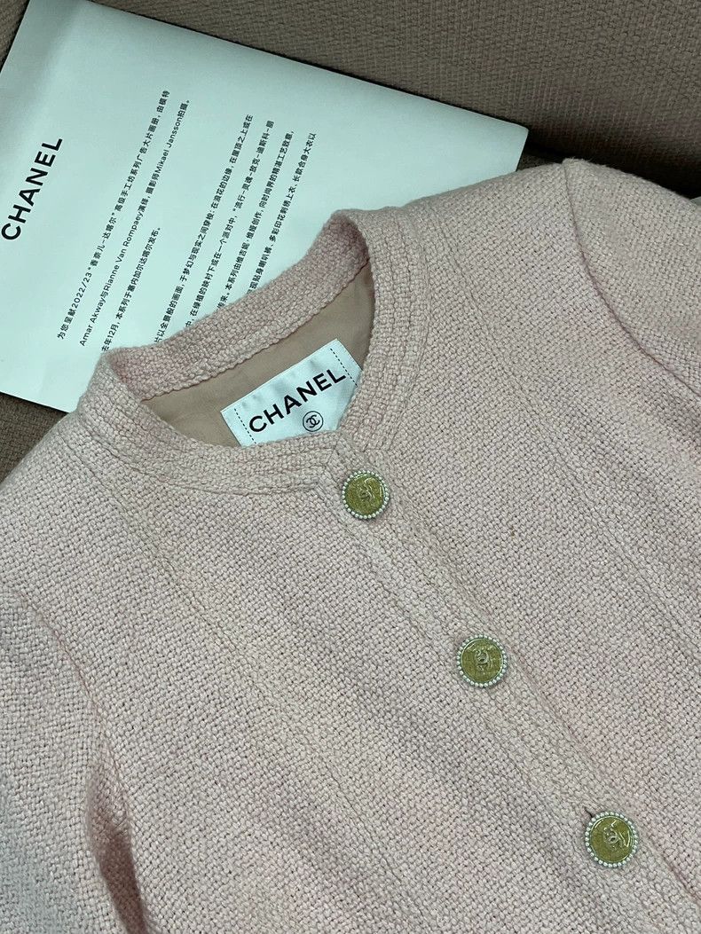 Chanel Chanel Seoul series pink coat Size XXS / US 00 / IT 34 - 2 Thumbnail