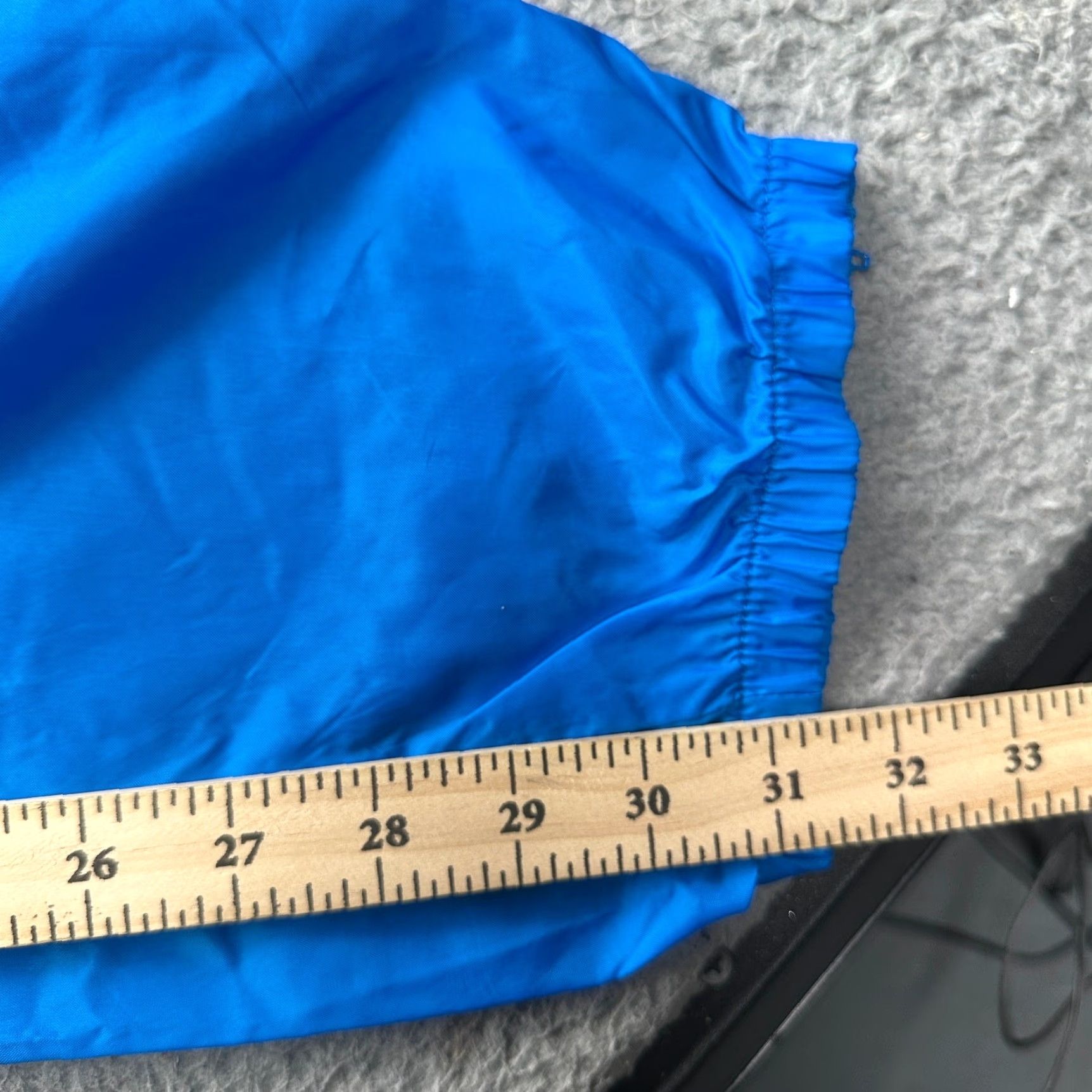 Nike VINTAGE Nike Windbreaker Nylon Pants Drawstring Blue Mens Large 90s Logo Lip? Size US 33 - 4 Thumbnail
