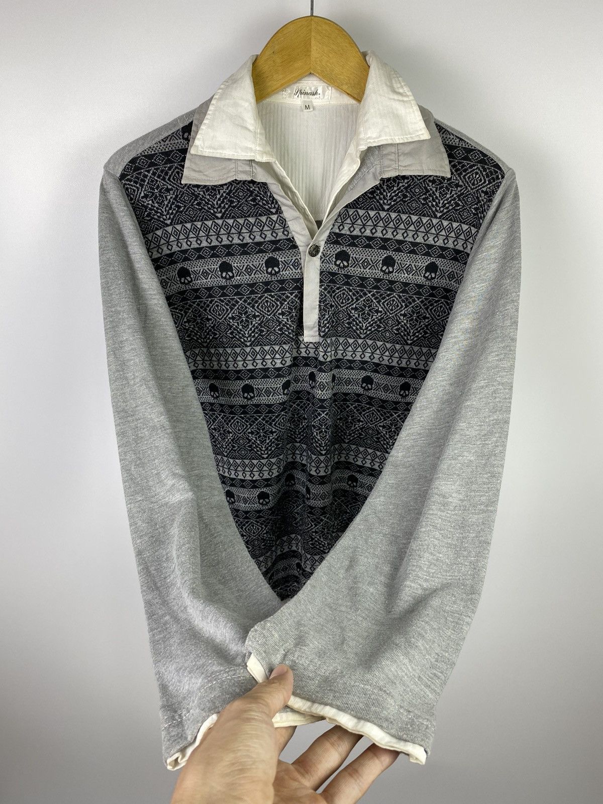 undefined double layer spinash skull longsleeve