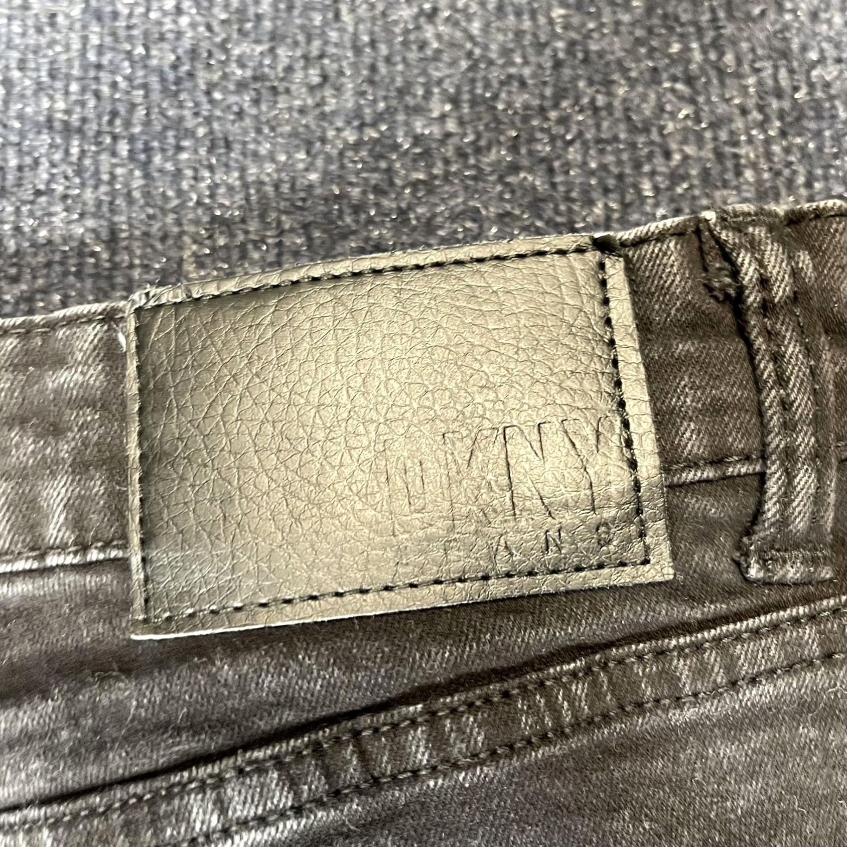 DKNY DKNY Jeans Duane Straight Fit Jeans 38x32 Gray Stretch Denim Pants Mens Regular 38 Waist 32 Inseam Cotton Blend Pockets Zip Fly Dasign DKNY Jeans Size US 38 / EU 54 - 6 Thumbnail