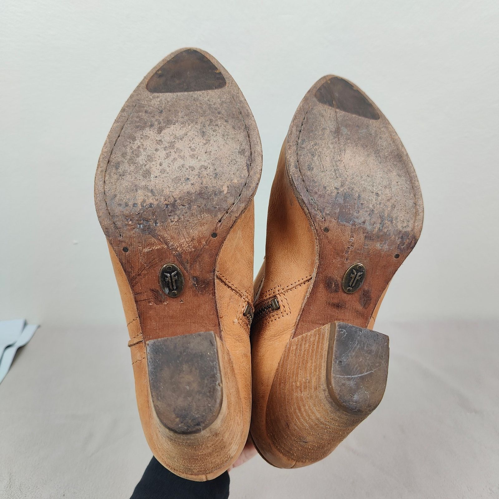 Frye Frye Reina Western Booties Womens 7M Tan Leather Size US 7 / IT 37 - 7 Thumbnail