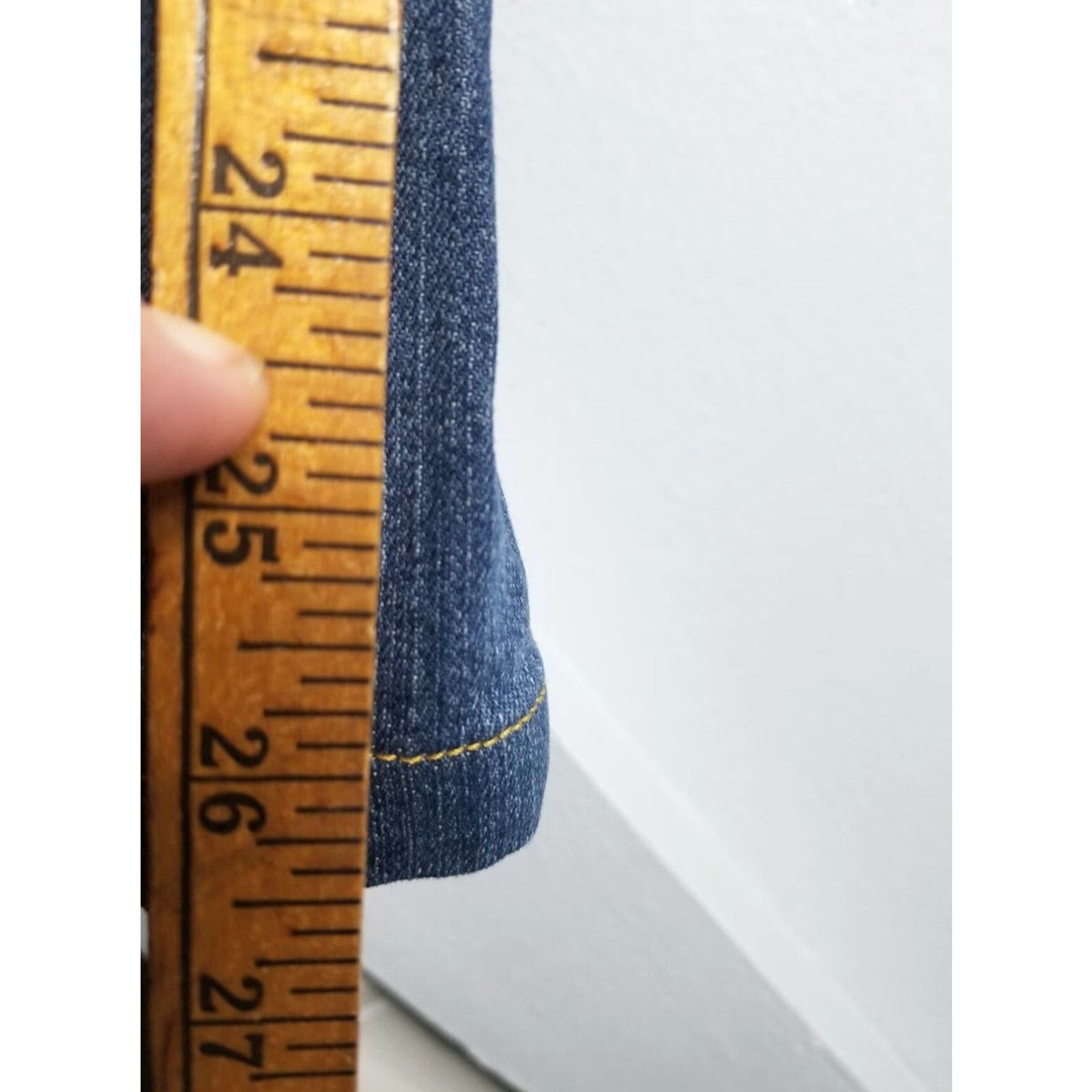 Vintage Armani Jeans Classic Wash Straight Leg Mens Blue Denim Jeans Size 32 Size US 32 / EU 48 - 5 Thumbnail