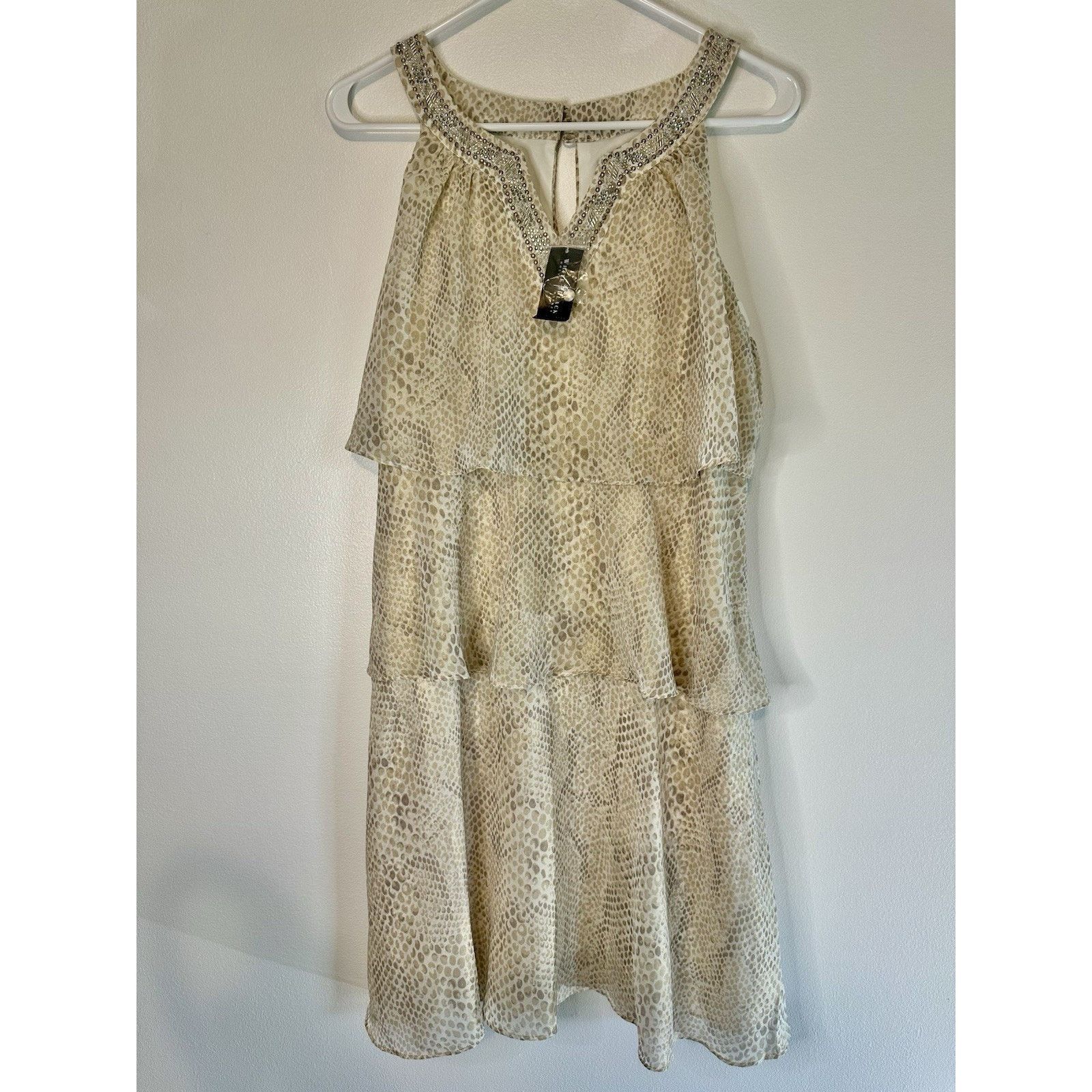 White House Black Market NWT White House Black Market Tiered Shift Dress Size 10 Size L / US 10 / IT 46 - 1 Thumbnail