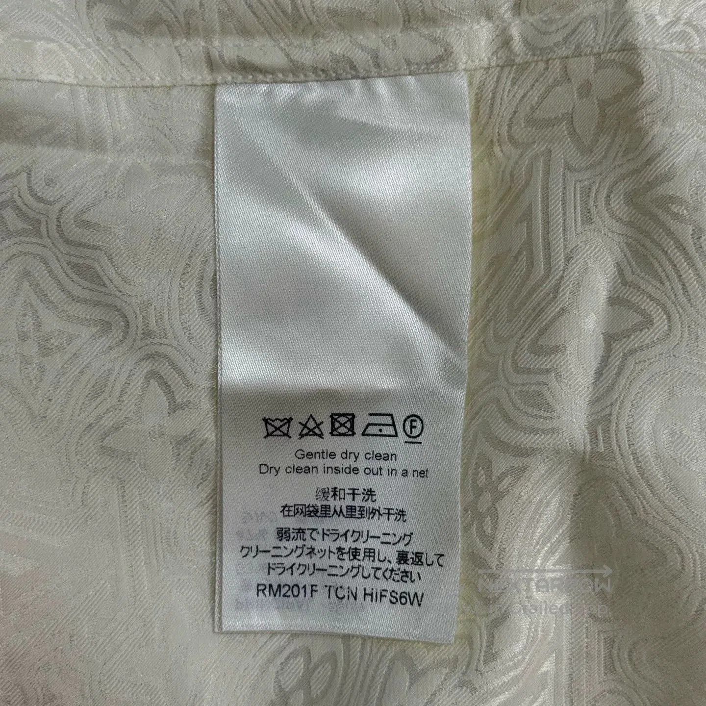 Louis Vuitton LV Beige Cotton Silk Logo Shirt. Size US XL / EU 56 / 4 - 7 Thumbnail