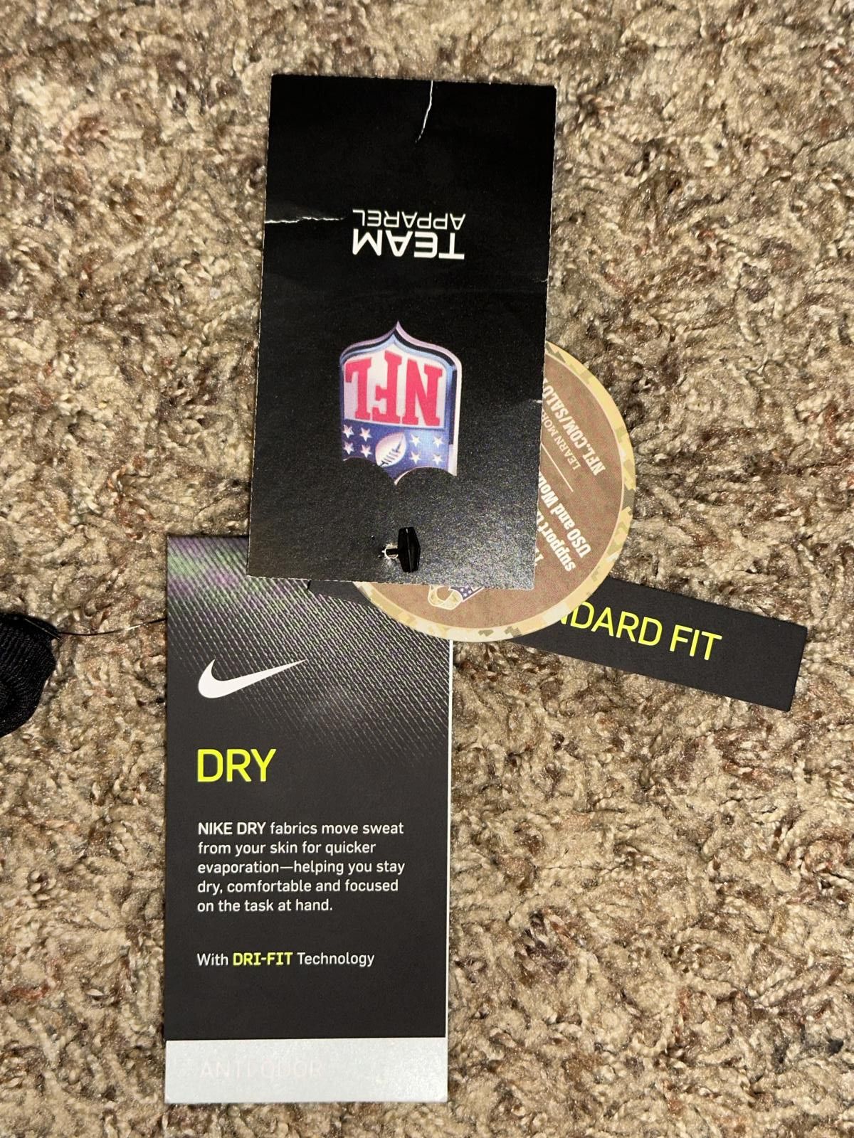 Nike Nike New York Giants Salute to Service Black T-Shirt Size US S / EU 44-46 / 1 - 12 Thumbnail