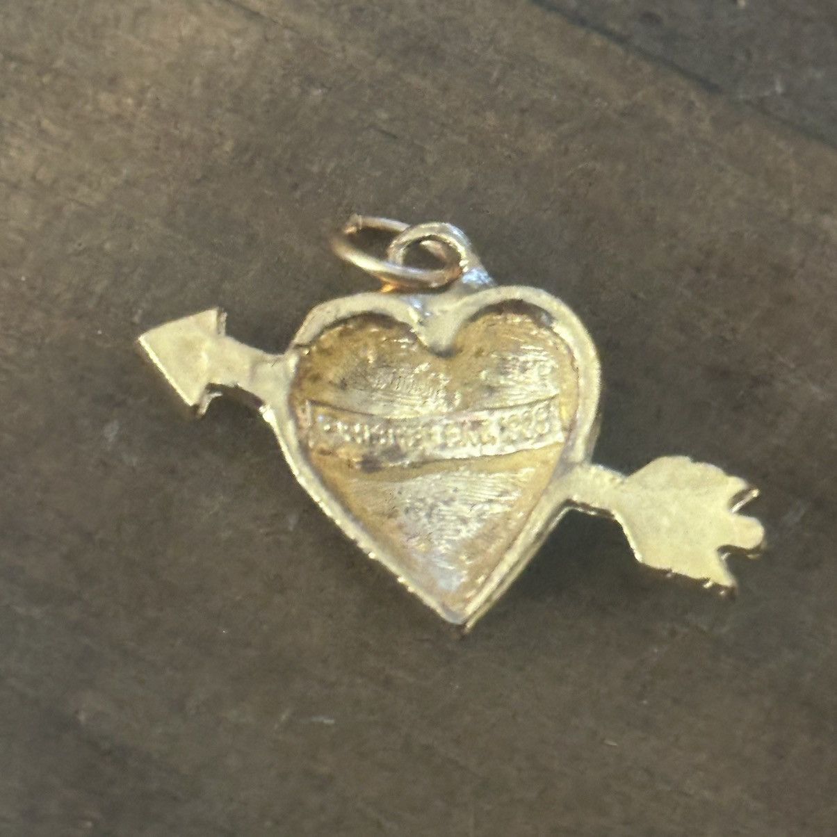 Vintage Vintage red heart and arrow pendant Size ONE SIZE - 4 Thumbnail