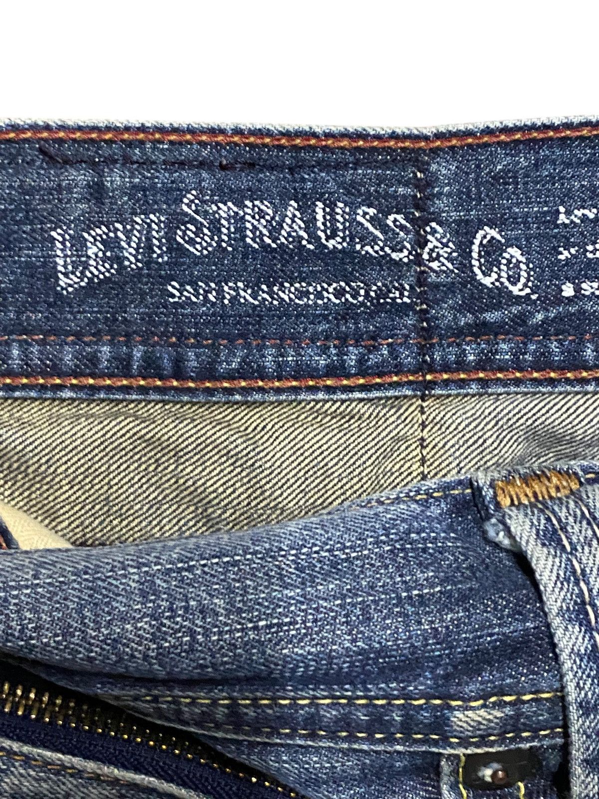 Levi's Vintage Clothing Vintage Levis 502 Faded Wash Distressed Loose Jeans Size US 31 - 11 Thumbnail