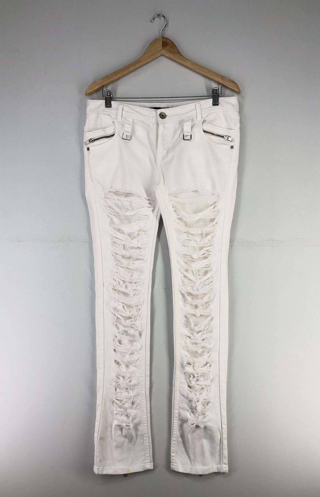 Japanese Brand Japanese Brand Glad News Distressed Flare White Jeans Size US 33 - 1 Thumbnail