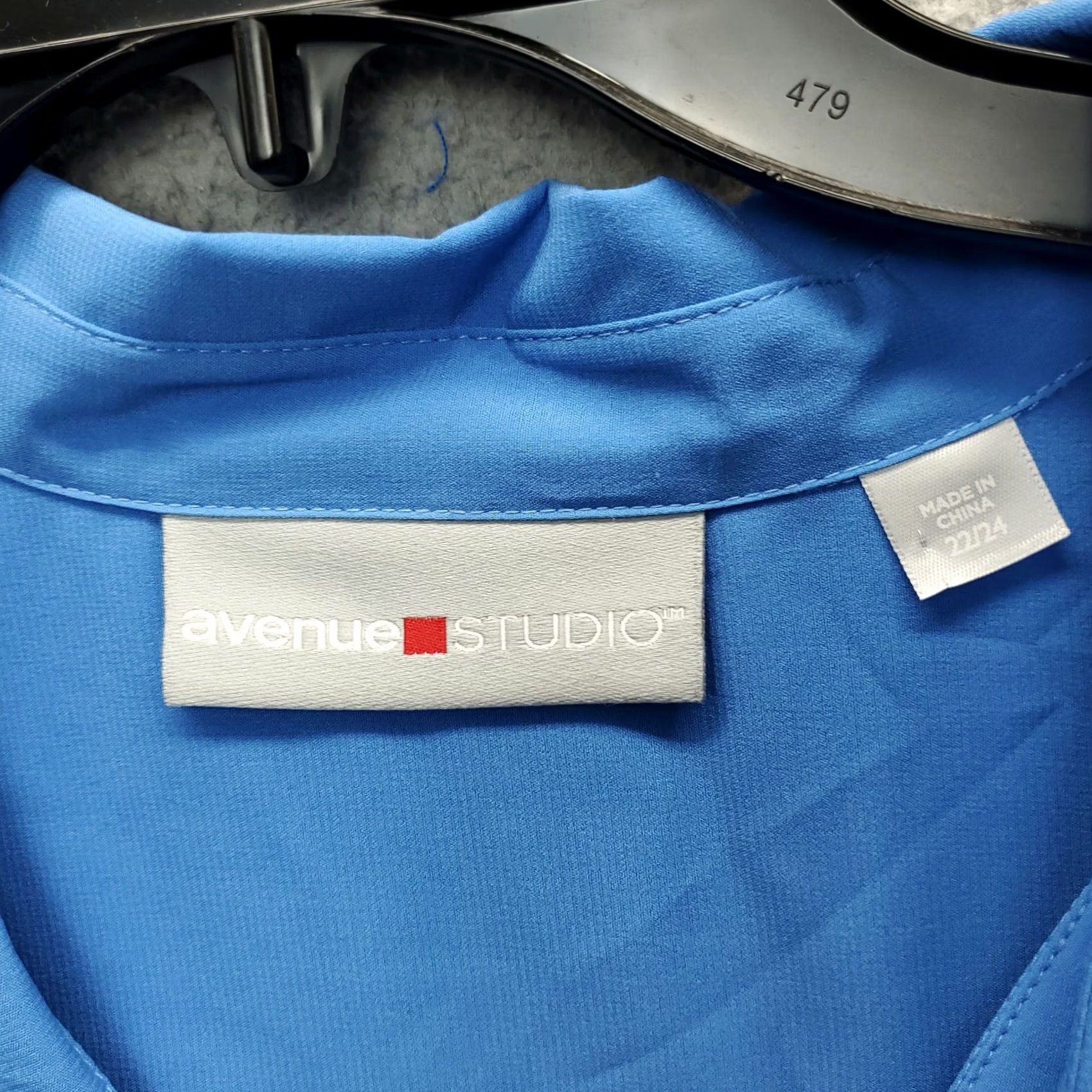 Avenue Avenue Womens Shirt 22/24 Blue Stretch Long Sleeve Collared Button Up Size 3XL / US 20-22 - 4 Thumbnail