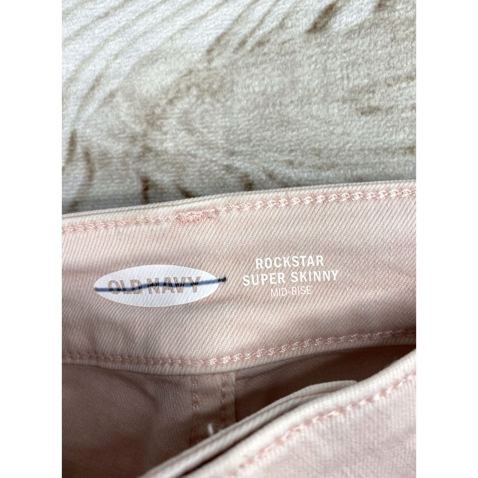 Old Navy Old Navy Womens Jeans 10 Rockstar Skinny Jeans Pink Mid-Rise Stretch Distressed Shirt? Size 32" / US 10 / IT 46 - 4 Thumbnail