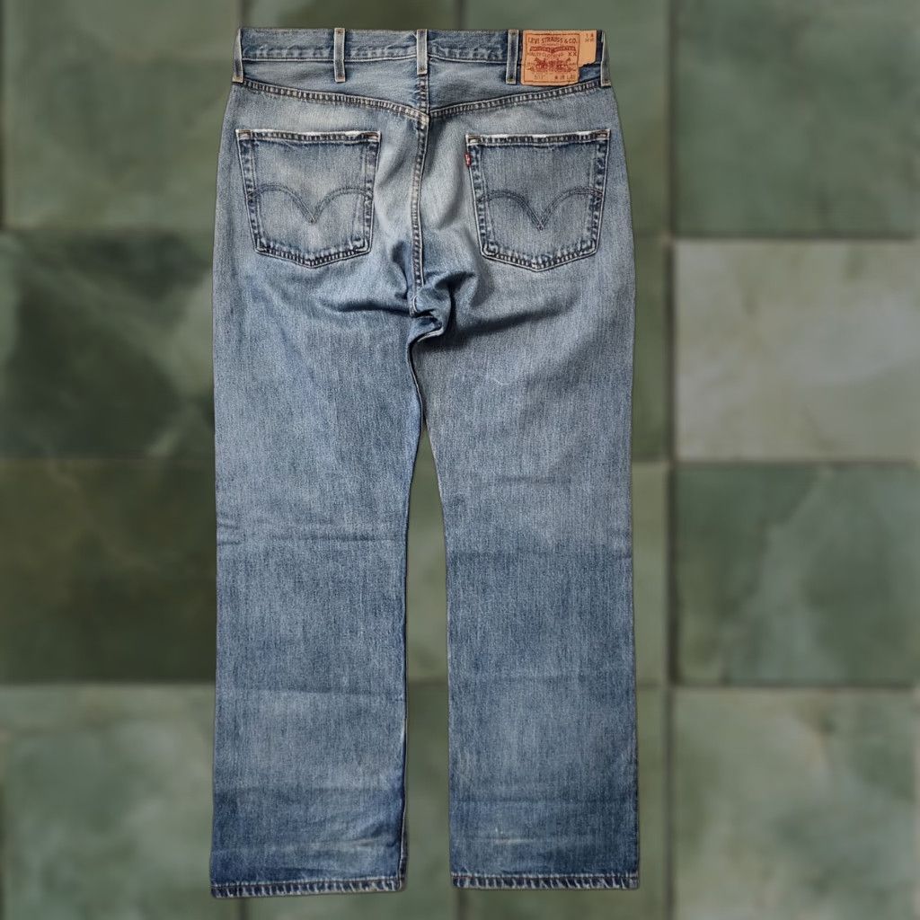 Levi's VINTAGE Levi's 501 Jeans Men 38x32 Distressed Blue Fade Whiskering 00501-2645 WPL 423 Size ONE SIZE - 1 Thumbnail