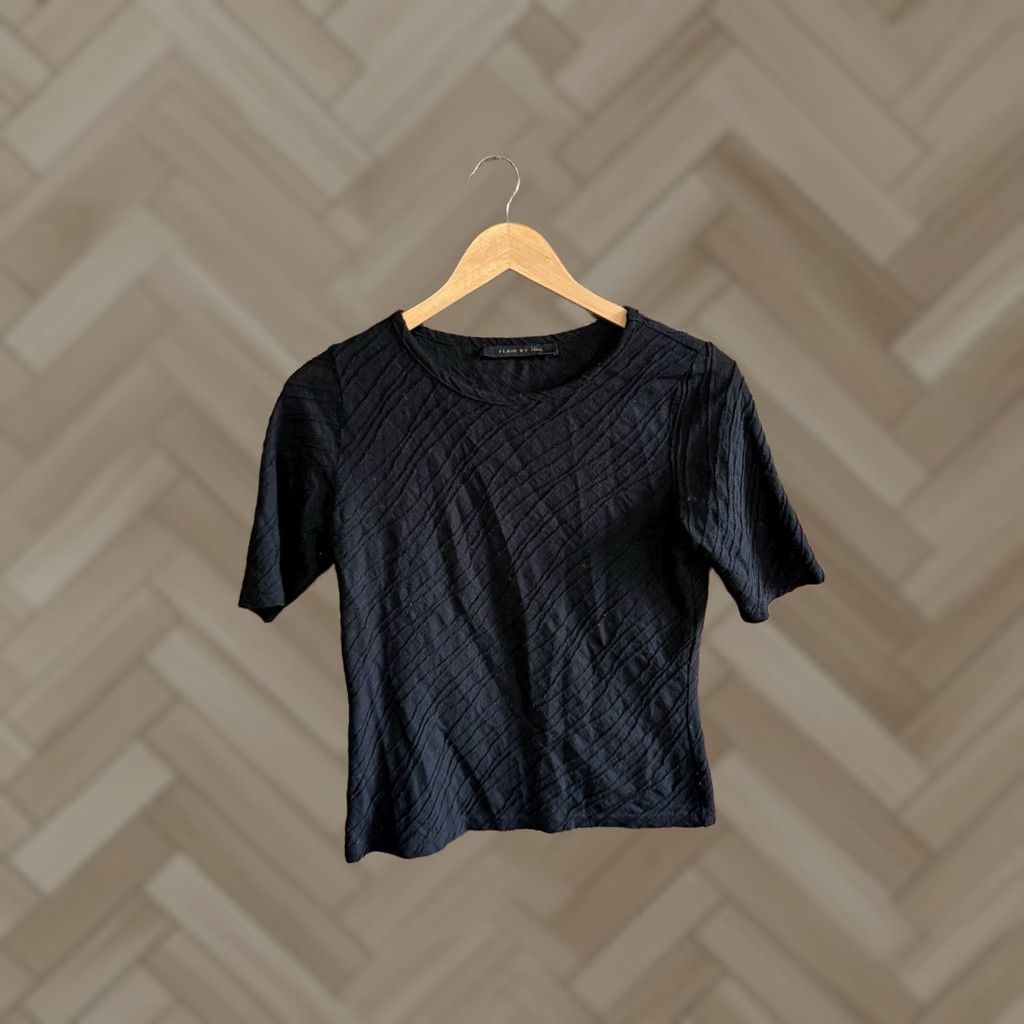 Vintage VINTAGE Flair By Joc Womens Black Short Sleeve Wool T-Shirt 38 Size 38 Mens Womens Girls Size XS / US 0-2 / IT 36-38 - 1 Thumbnail