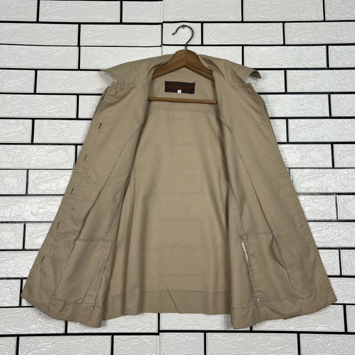Yves Saint Laurent Vintage 90s YVES SAINT LAUREN Button Shirt Jacket #4049-C184 Size S / US 4 / IT 40 - 11 Thumbnail