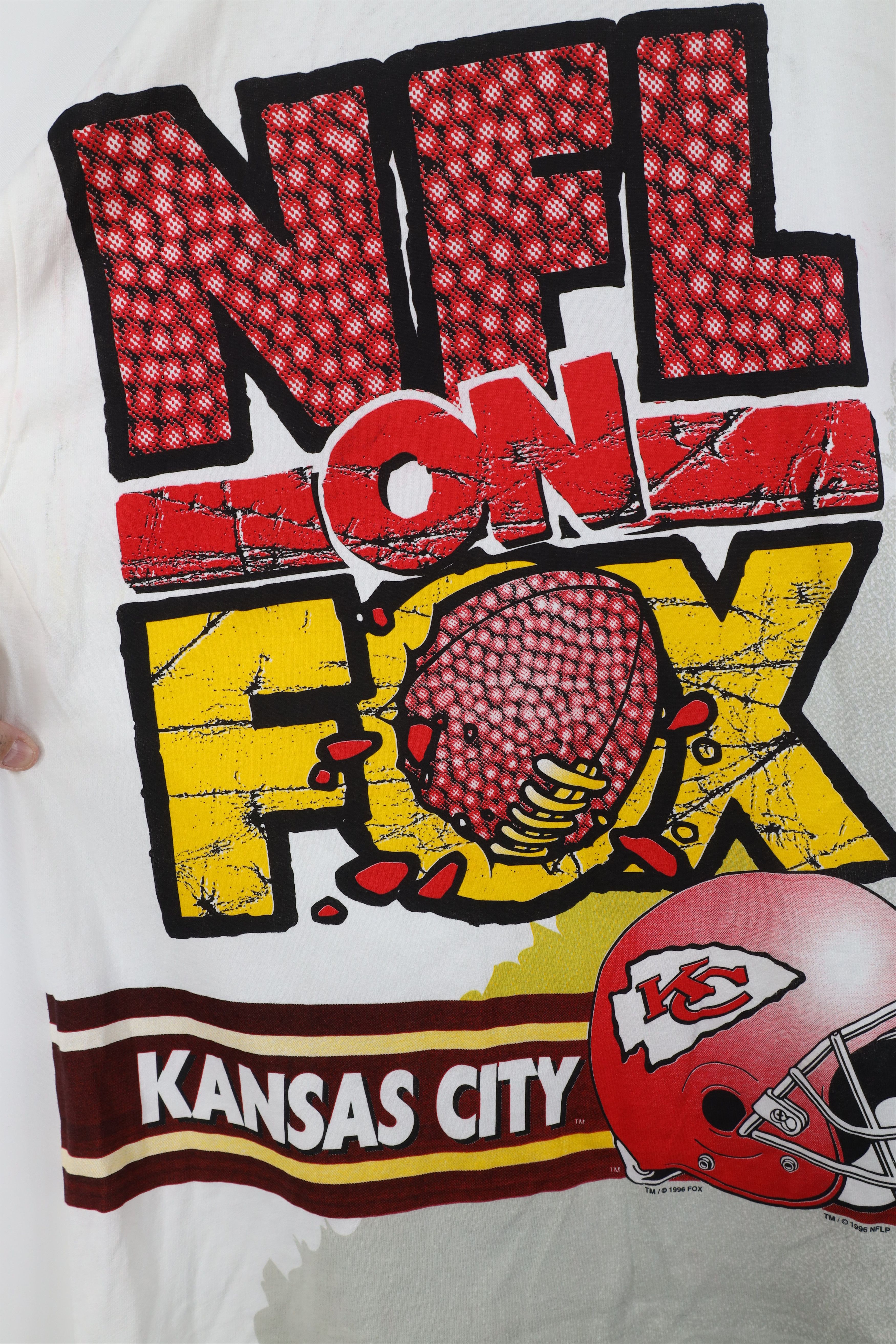 Vintage Vintage 90s City Chiefs Football All Over Print T-Shirt USA Size US XL / EU 56 / 4 - 9 Thumbnail