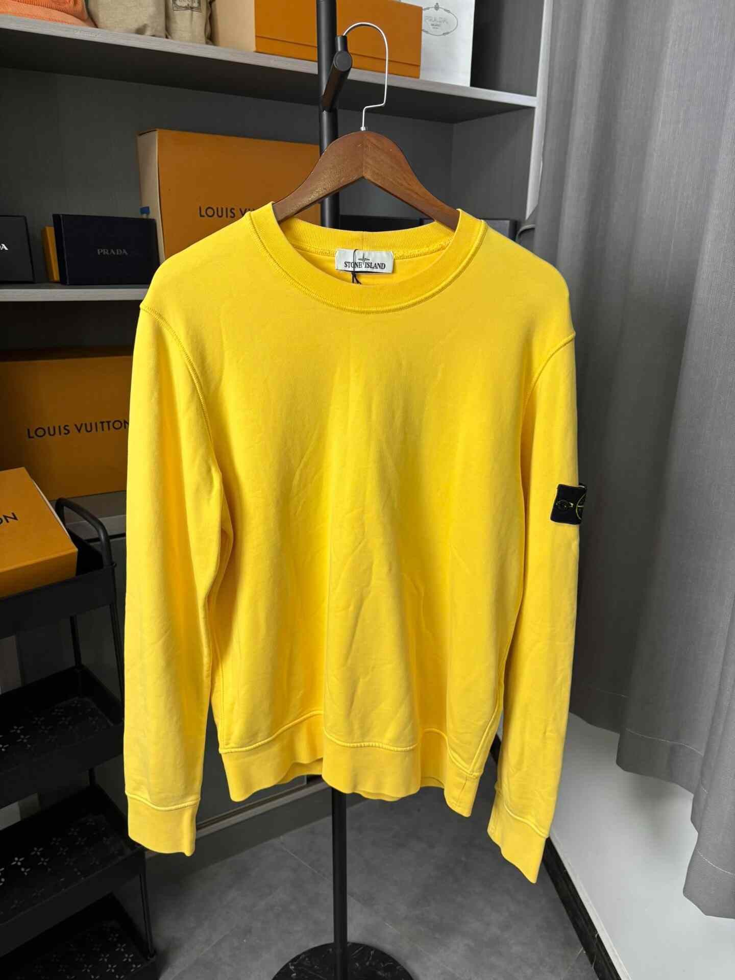 Stone Island Stone Island Yellow Hoodie L Men Size US L / EU 52-54 / 3 - 1 Thumbnail