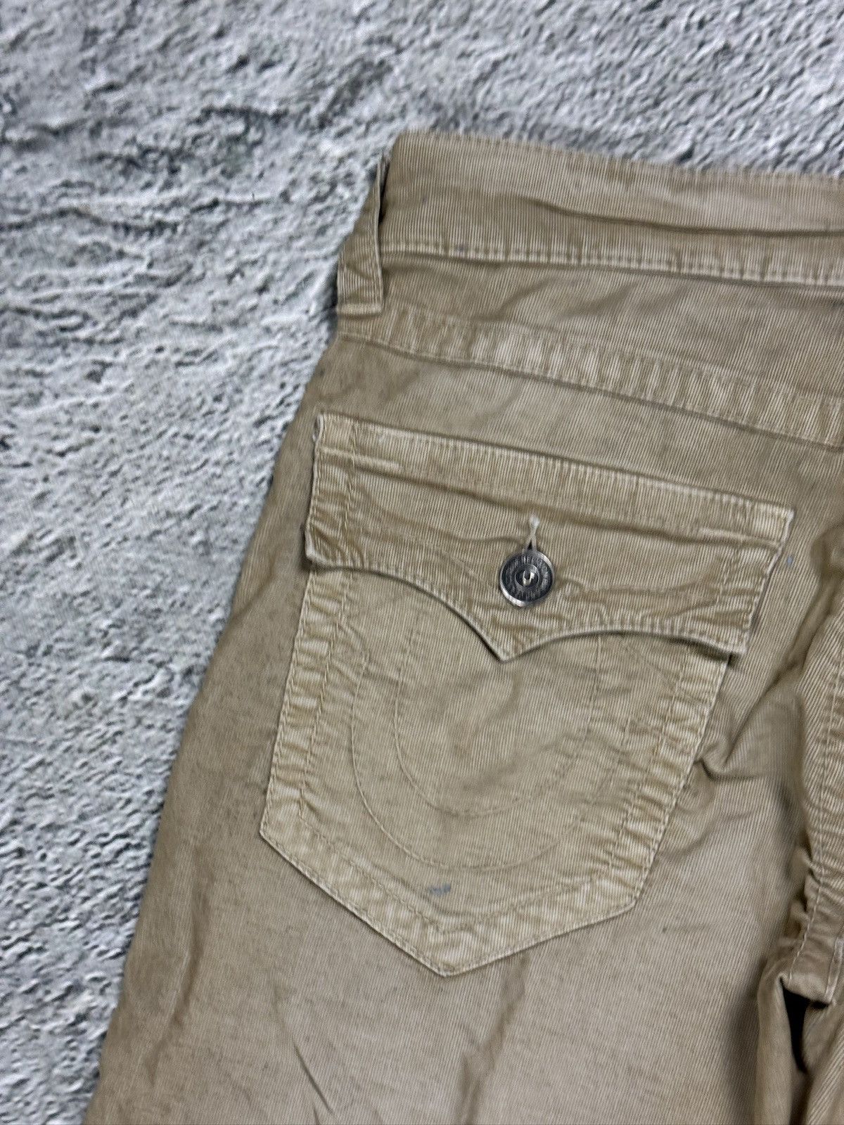 True Religion True Religion jeans vintage ricky cords corduroy pants beige Size US 30 / EU 46 - 3 Thumbnail