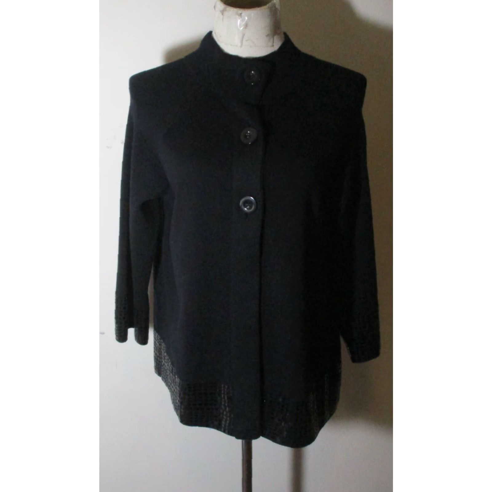 Vintage DANA BUCHMAN Navy Blue Mock Cardigan Sweater Size M Women 3/4 Sleeve Knit Cotton Blend Cardigan, Classic Fit, Button Down, All Seasons Size M / US 6-8 / IT 42-44 - 2 Thumbnail