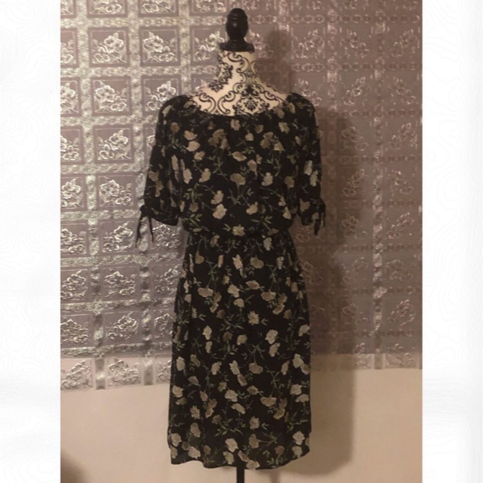 Other Candalite Floral Short Sleeve Tie Sleeve Dress Size M / US 6-8 / IT 42-44 - 2 Thumbnail