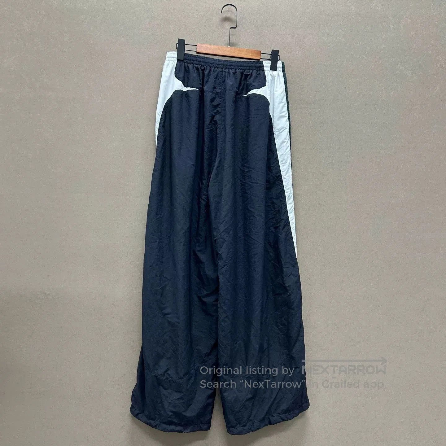 Balenciaga Balenciaga Sports Baggy Nylon Trousers. Size US 26 / EU 42 - 2 Thumbnail
