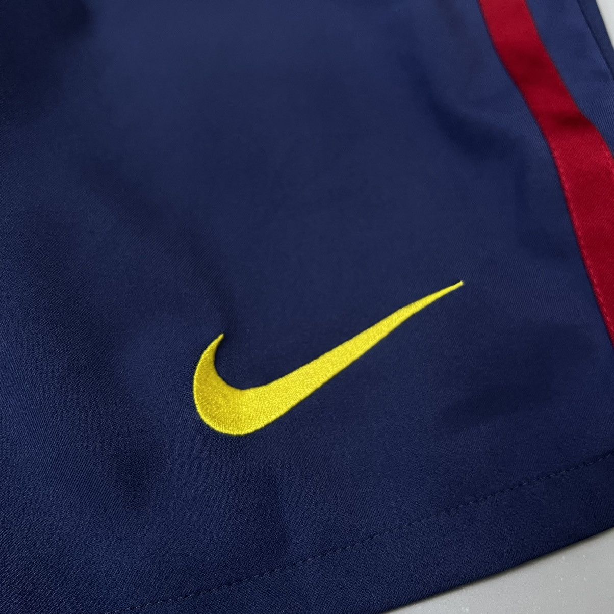 Nike × Vintage Vintage F.C Barcelona Nike Shorts Soccer Barca y2k size XL Size US 34 / EU 50 - 7 Thumbnail