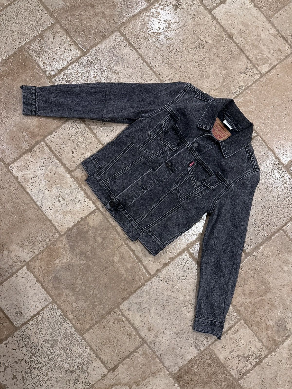 Levi's × Vetements Vetements x Levi’s SS18 Reconstructed Denim Black Jacket Size XS / US 0-2 / IT 36-38 - 4 Thumbnail