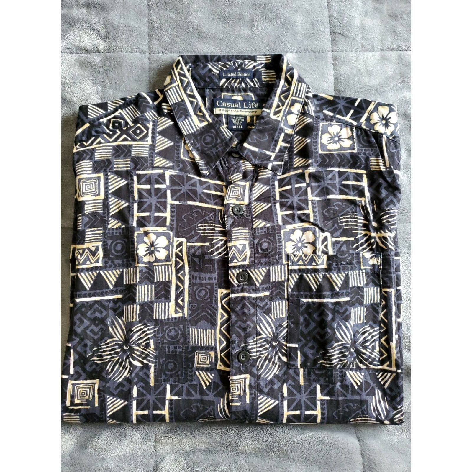 ALOHAS VINTAGE Weekender Casual Aloha Hawaiian Shirt XL Men Button-Up Short Sleeve Black 55% Cotton 45% Rayon Limited Edition Size US XL / EU 56 / 4 - 2 Thumbnail