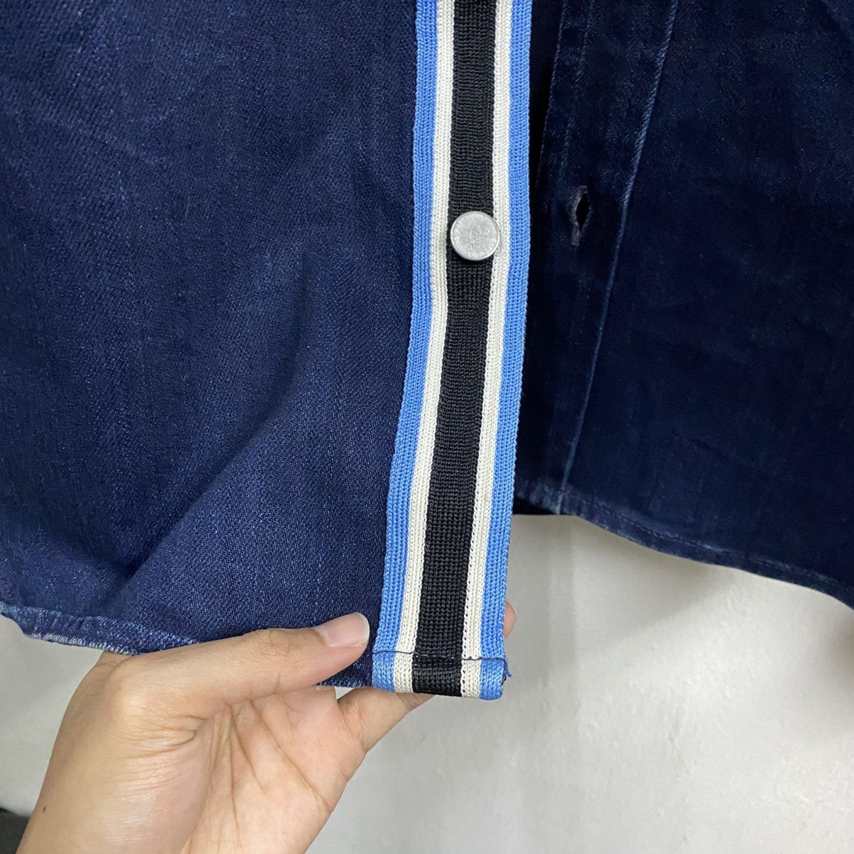 Raf Simons RAF simons Denim Shirt With Leather Patch Size US M / EU 48-50 / 2 - 11 Thumbnail