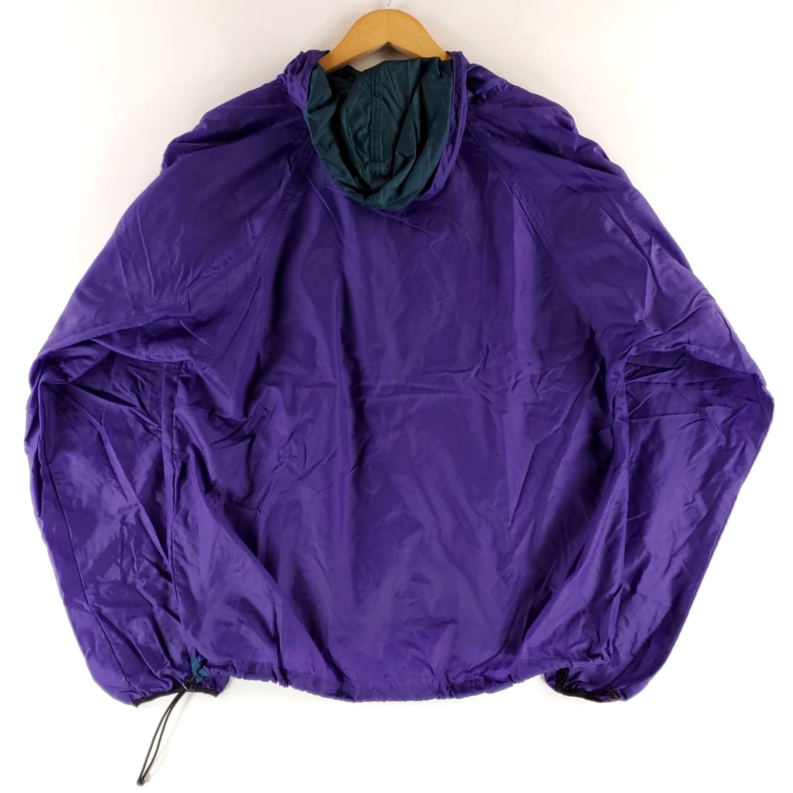 Helly Hansen VINTAGE Helly Hansen Windbreaker Jacket Nylon Purple Mens M Full Zip Hooded 90s Jacket Mens M Size US M / EU 48-50 / 2 - 4 Thumbnail