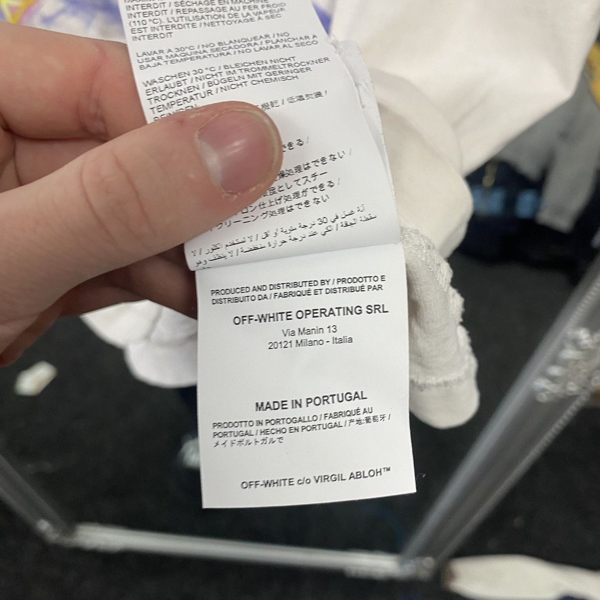Off-White Off-White T-Shirt World Hand Size US XS / EU 42 / 0 - 9 Thumbnail