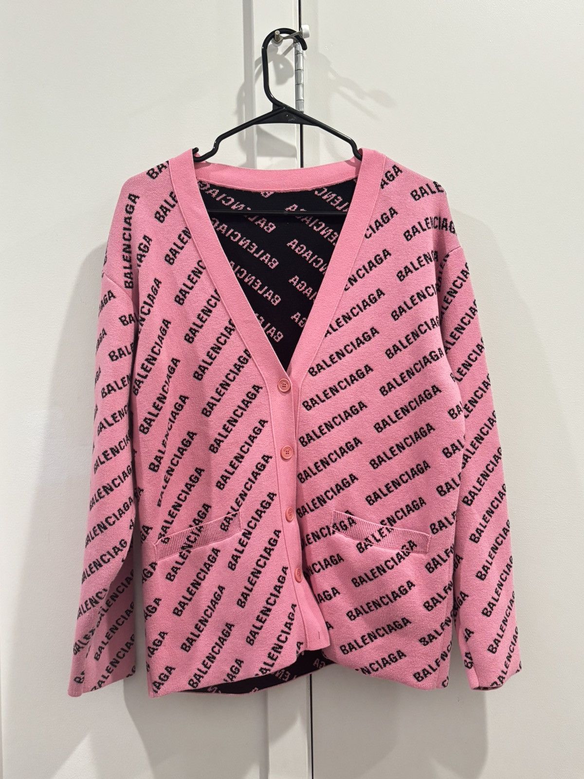 Balenciaga Balenciaga Cardigan Size XS / US 0-2 / IT 36-38 - 1 Thumbnail