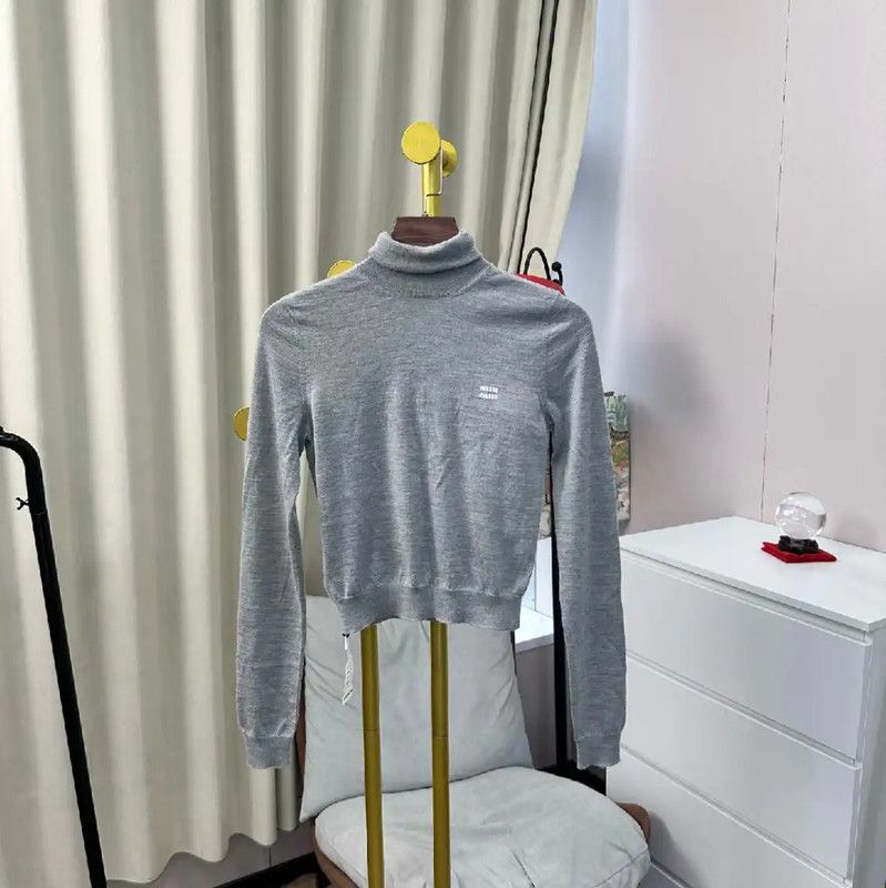 Miu Miu Miu Miu Gray Cashmere Sweater 0089 Size M / US 6-8 / IT 42-44 - 1 Thumbnail