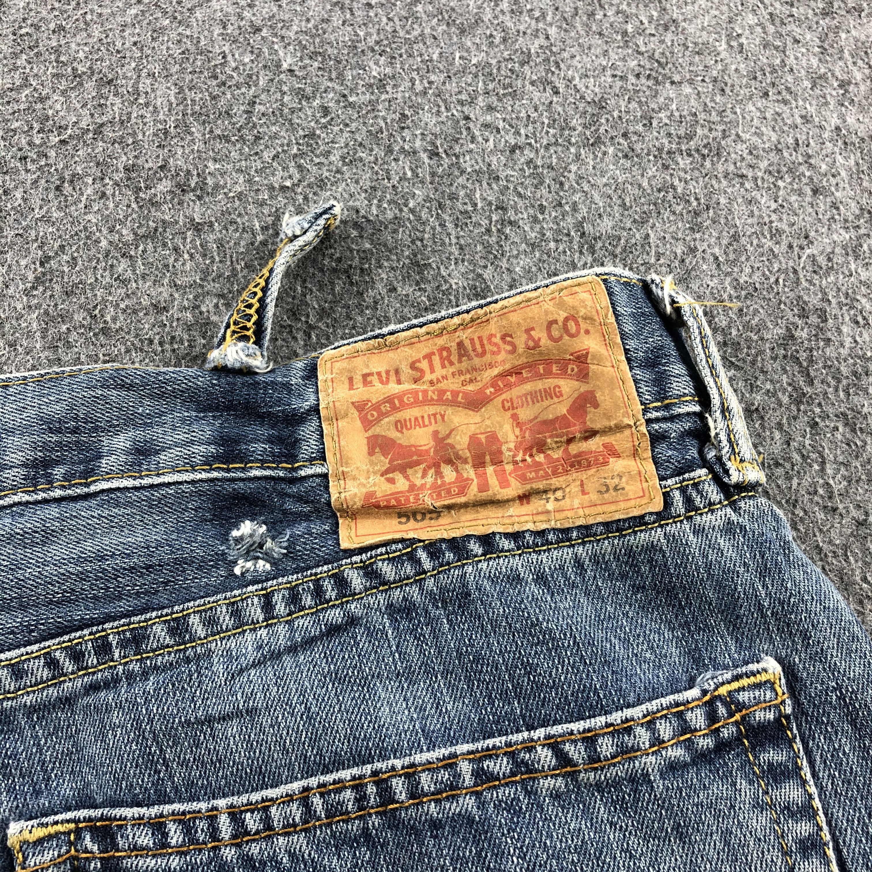 Levi's Mid Blue Vintage Levis 505 Jeans-J1244 Size US 41 - 5 Thumbnail