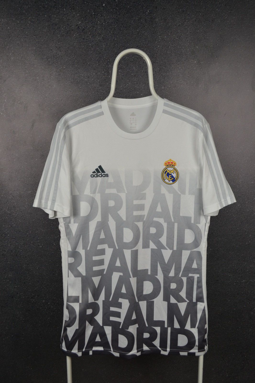 Adidas Real Madrid 2015 Football Shirt Adidas Soccer Jersey Large Size US L / EU 52-54 / 3 - 1 Thumbnail