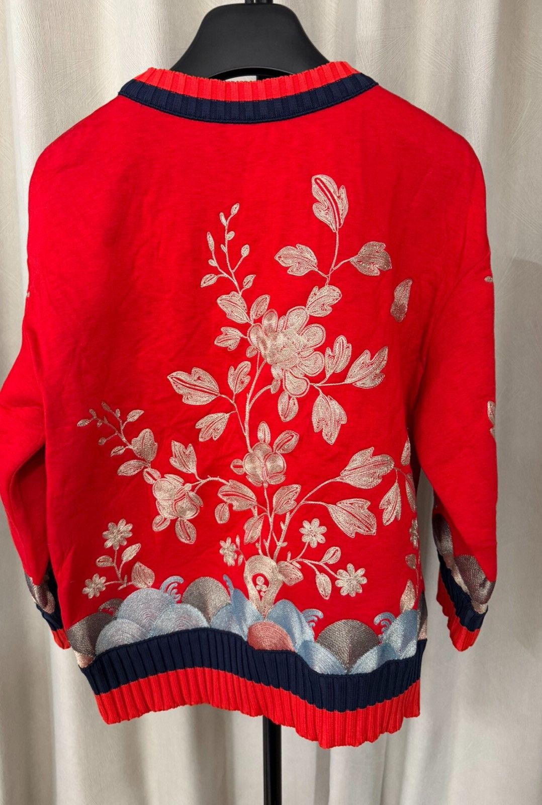 Gucci Gucci Runway Red Gold Thread Embroidered Knit Size US XS / EU 42 / 0 - 2 Thumbnail