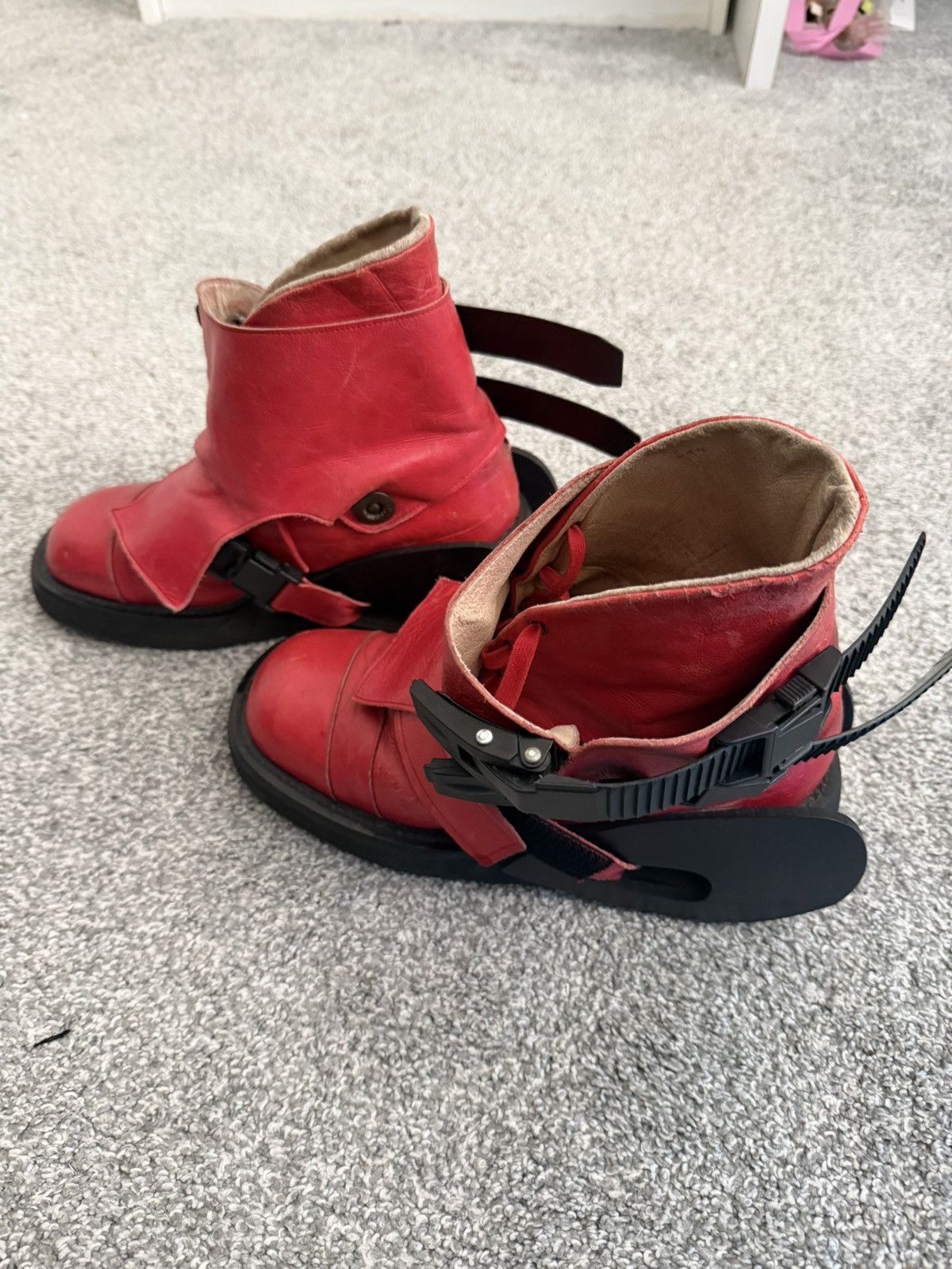 20471120 Ski boots